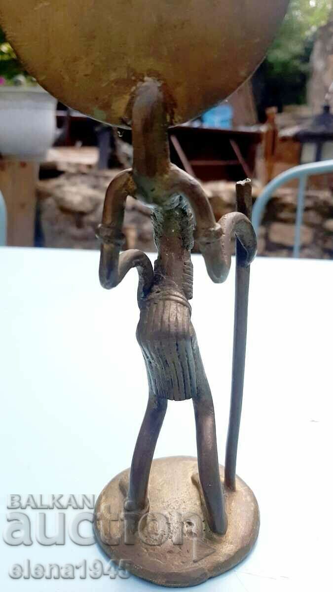 Sculptură africană cu preț € 50.00 | 97.79 BGN