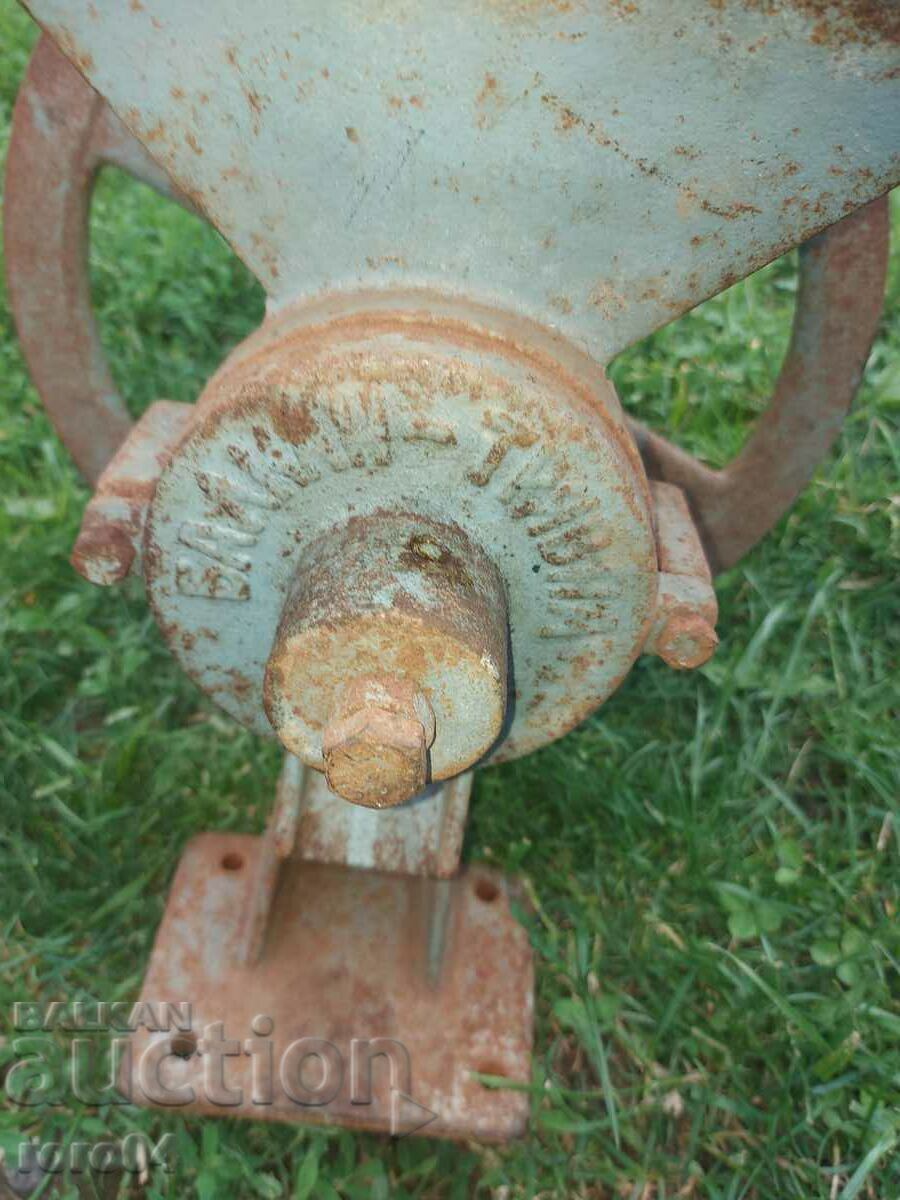 MELNICA - BALKAN - TRYAVNA with price 229.50 BGN | € 117.34