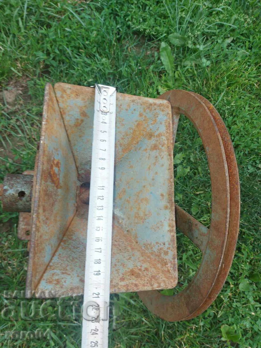 Auction  MELNICA - BALKAN - TRYAVNA