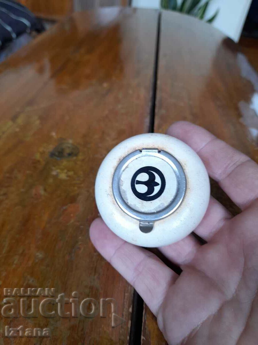 Old ashtray Balkankar with price 33.00 BGN | € 16.87
