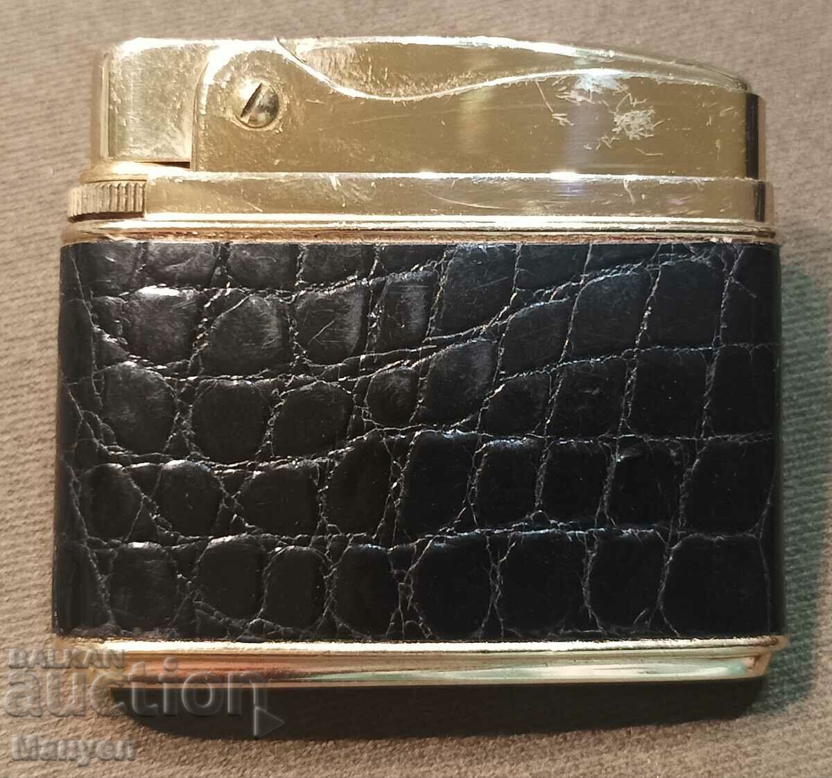 Old, luxurious, rare "Roventa" lighter. with price 200.00 BGN | € 102.26 Old, luxurious, rare "Roventa" lighter. with price 200.00 BGN | € 102.26