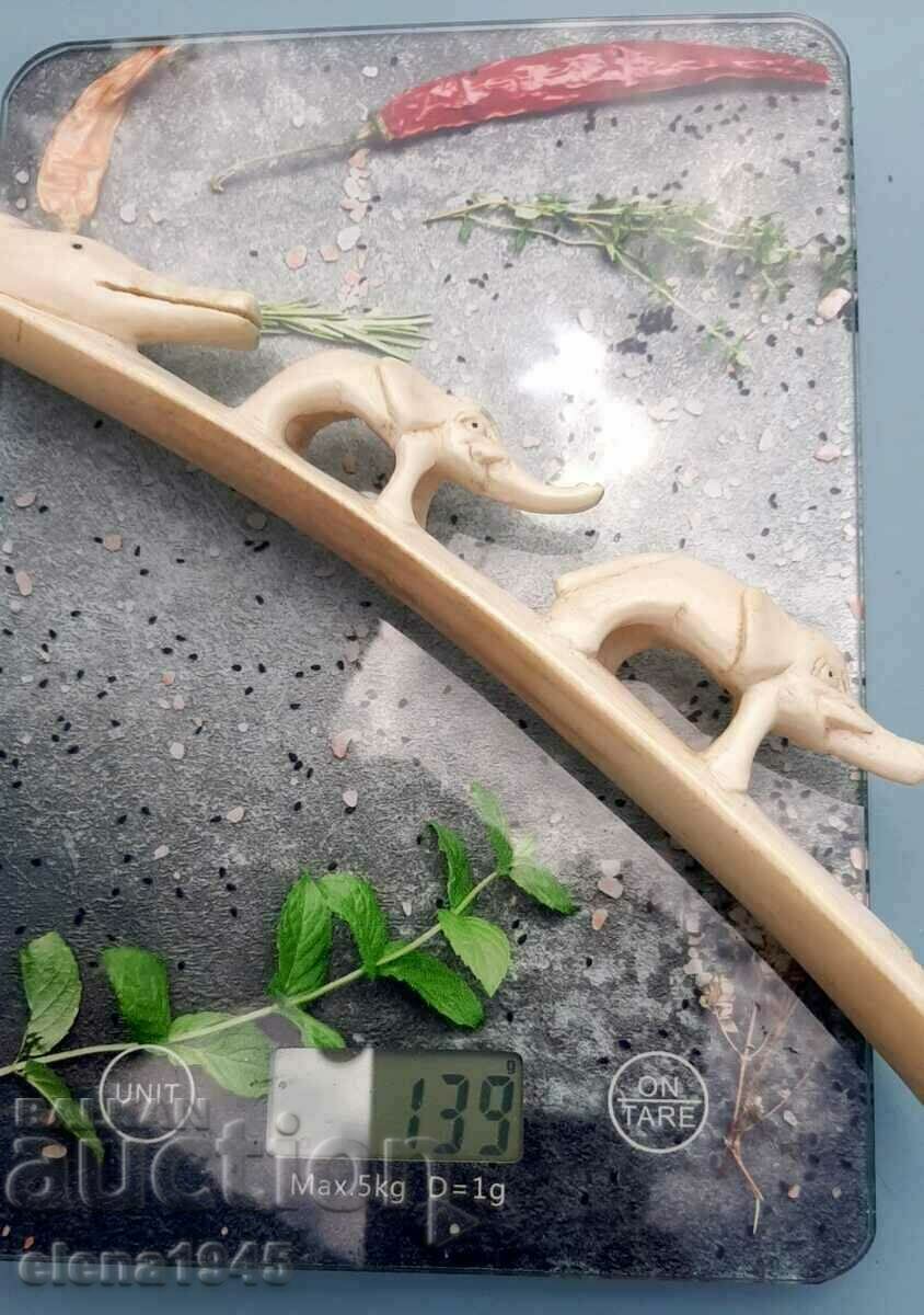 Auction  Carved ivory decoration