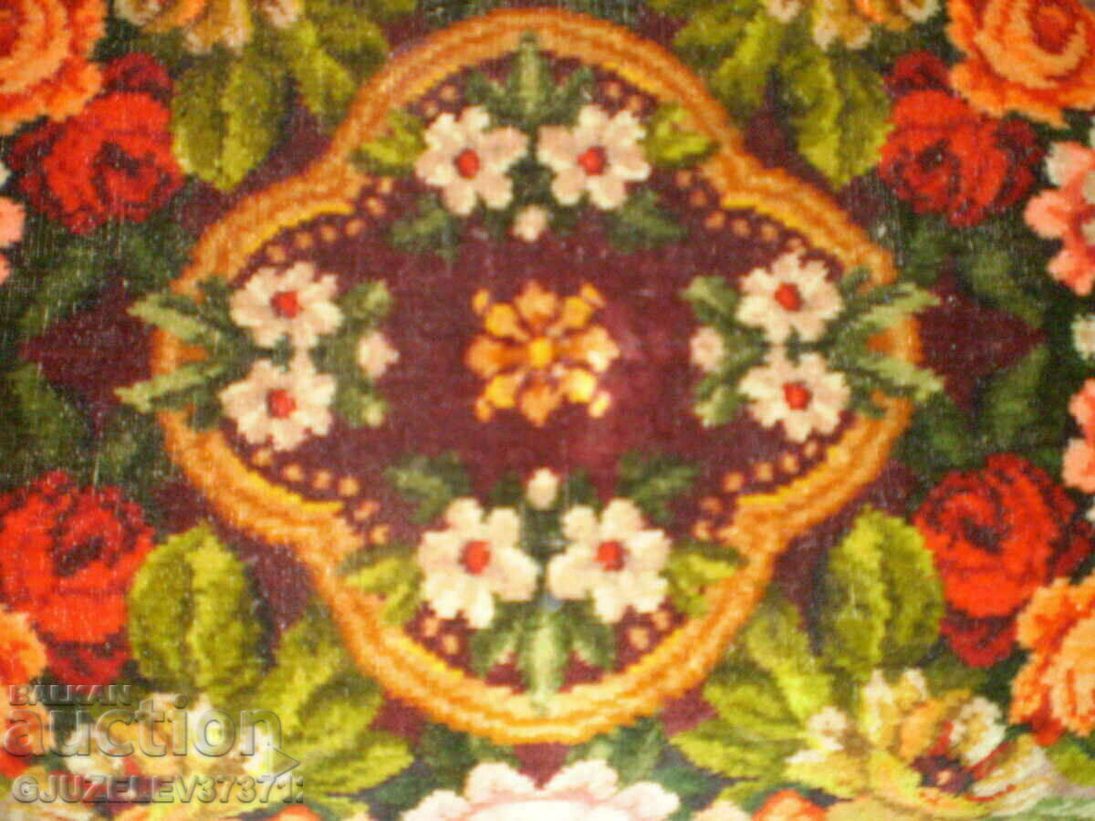 19th Century Multicolored Woolen Tablecloth - 5