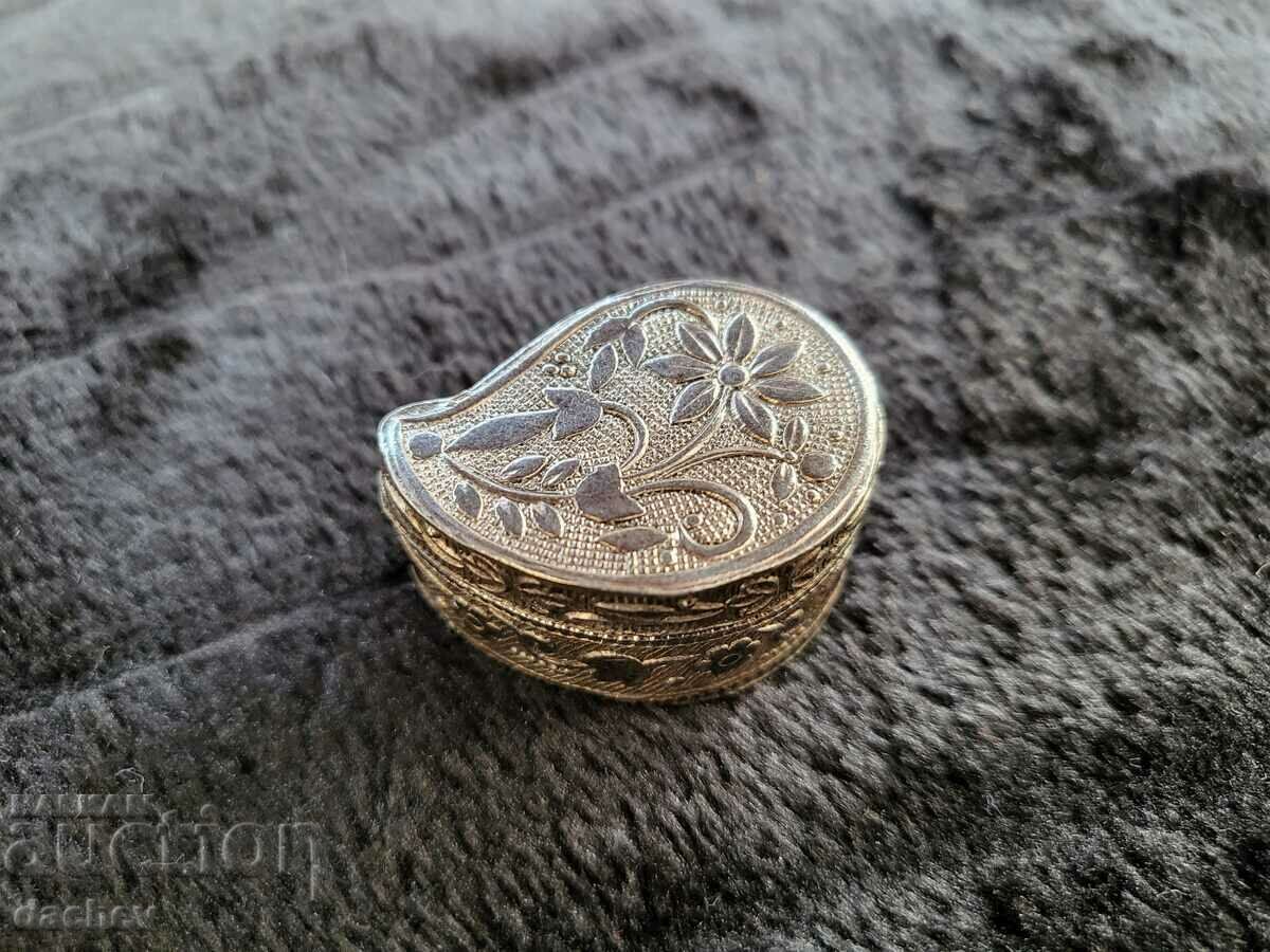 UNIQUE Beautiful and rare 800 proof small silver box with price 60.00 BGN | € 30.68