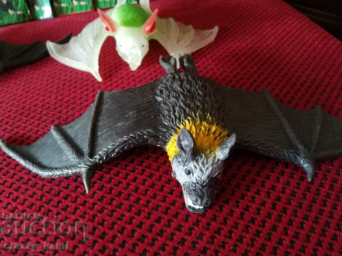 A collection of bats - 6 A collection of bats - 6