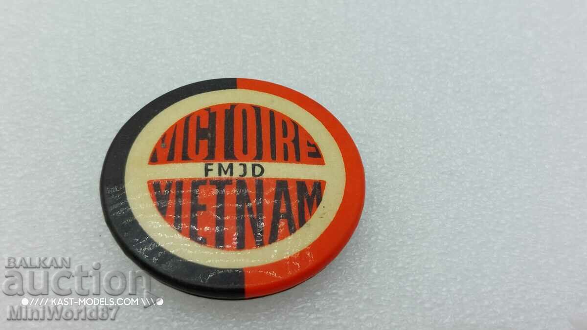 Viktore Vietnam badge