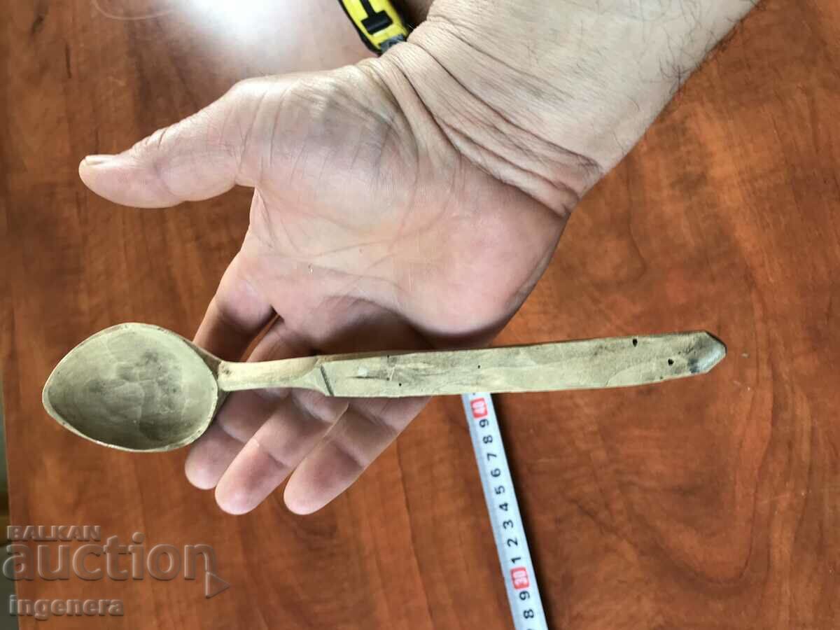 ANTIQUE HAND CARVED WOODEN SPOON - 7 ANTIQUE HAND CARVED WOODEN SPOON - 7