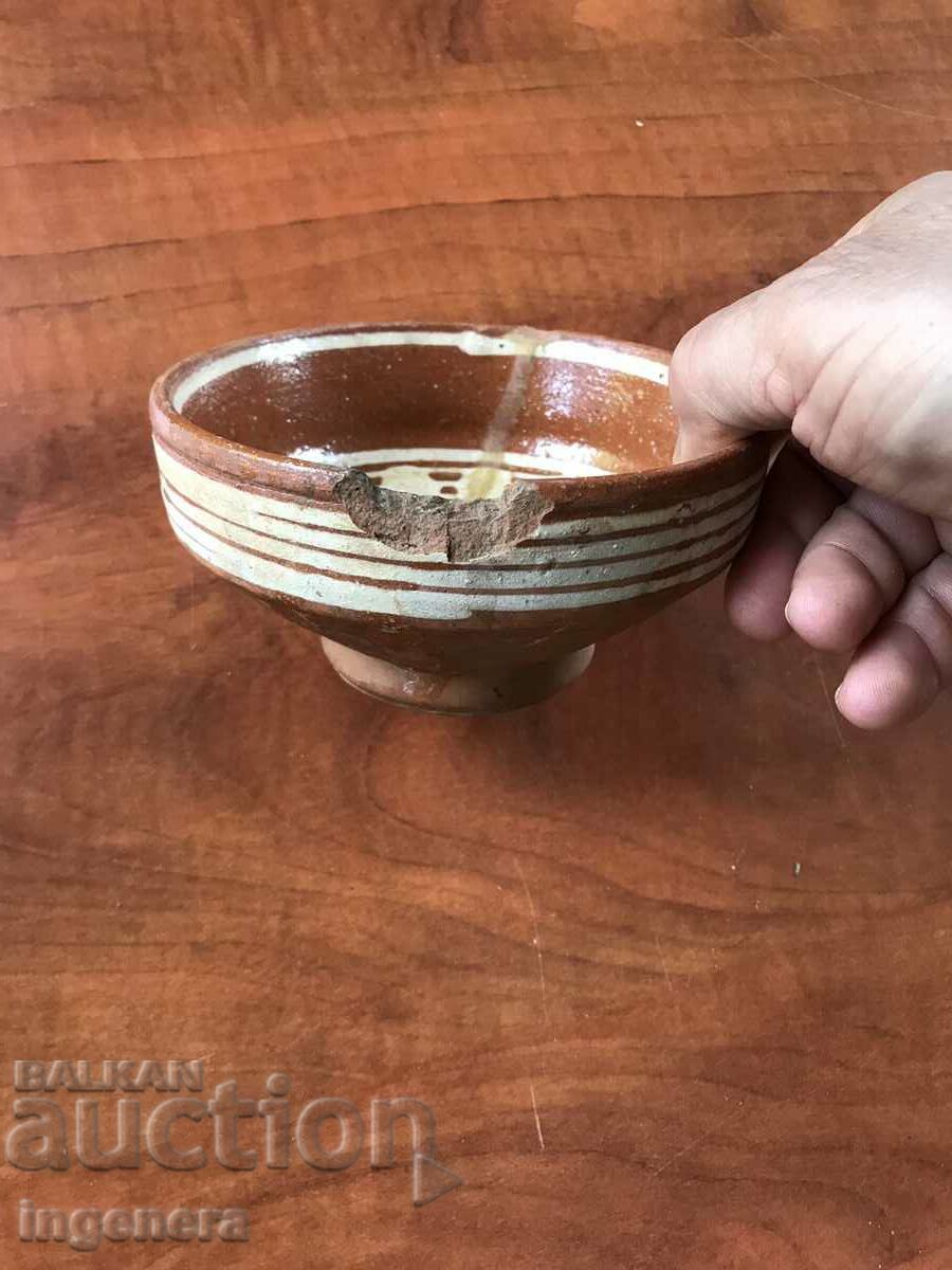 OLD POTTERY DEEP BEAN BOWL - 5 OLD POTTERY DEEP BEAN BOWL - 5