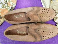 Чисто нови обувки на "Сърп и Чук" Габрово, от комунизма