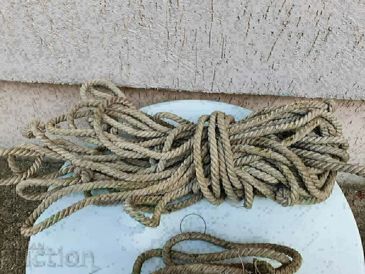 Много здраво, дълго, дебело въже. с цена € 169.00 | 330.54 лв.