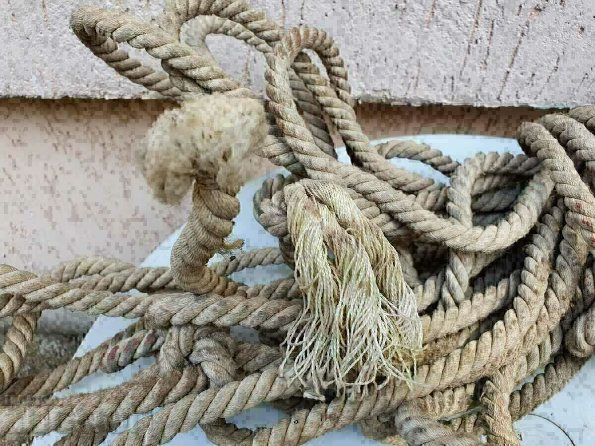 Δημοπρασία Πολύ δυνατό, μακρύ, χοντρό σχοινί. Δημοπρασία Πολύ δυνατό, μακρύ, χοντρό σχοινί.