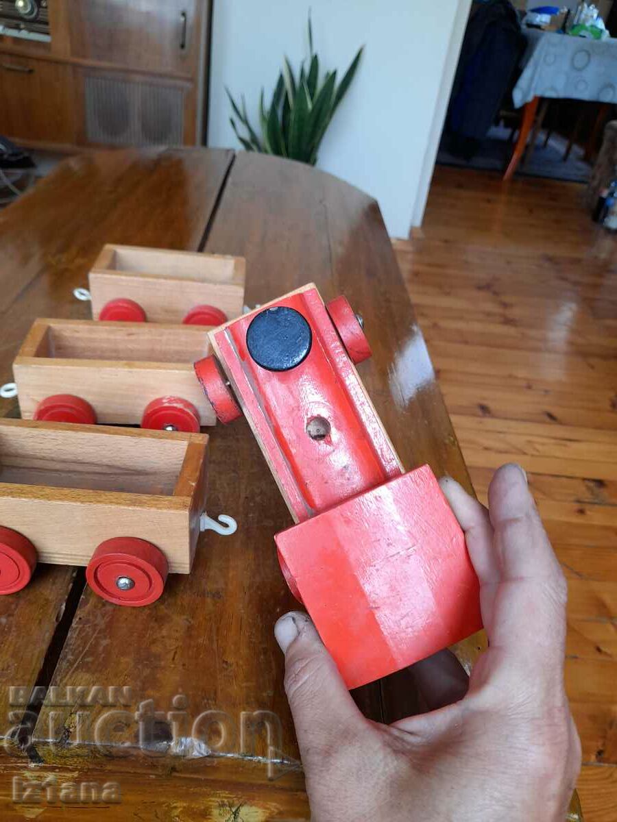 Old wooden train - 6