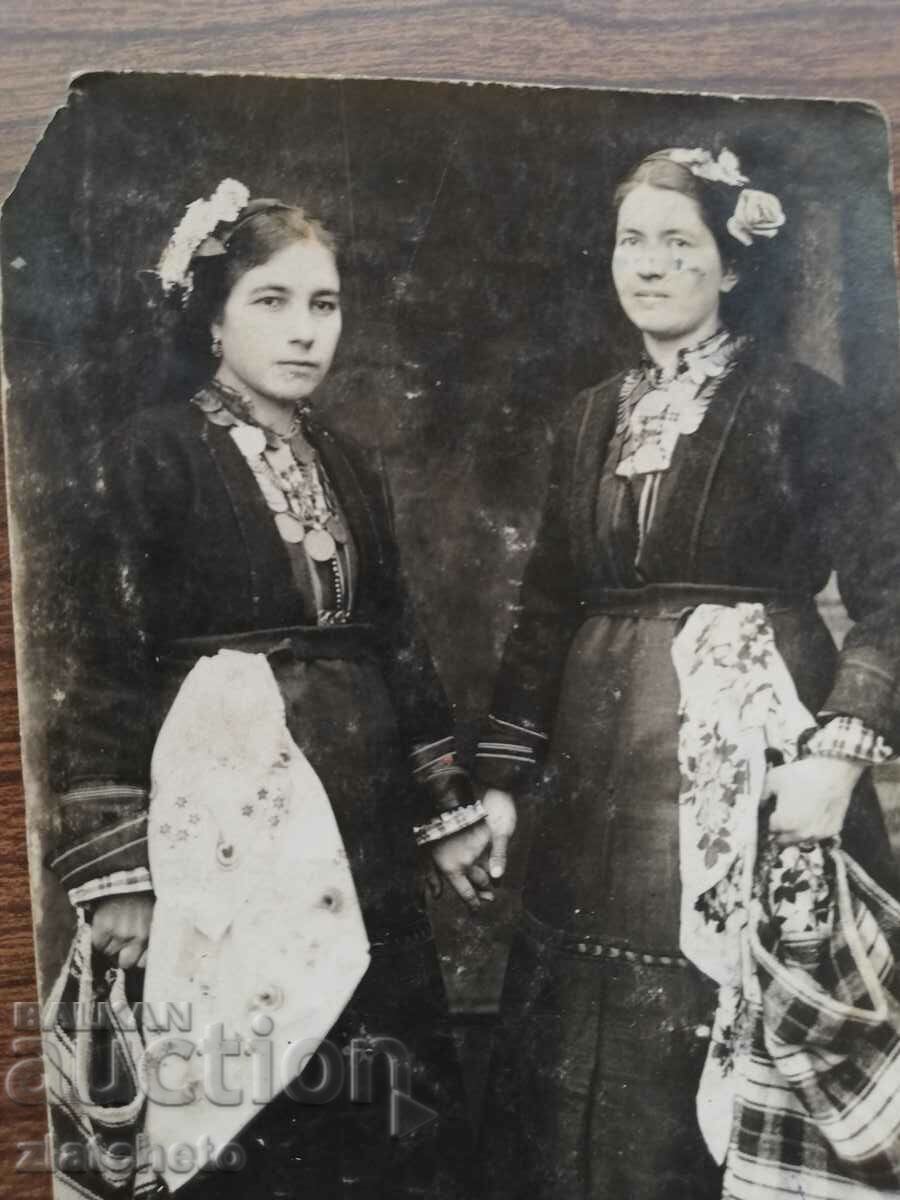 Old photo - Two women in folk costumes 1919 with price 10.00 BGN | € 5.11 Old photo - Two women in folk costumes 1919 with price 10.00 BGN | € 5.11