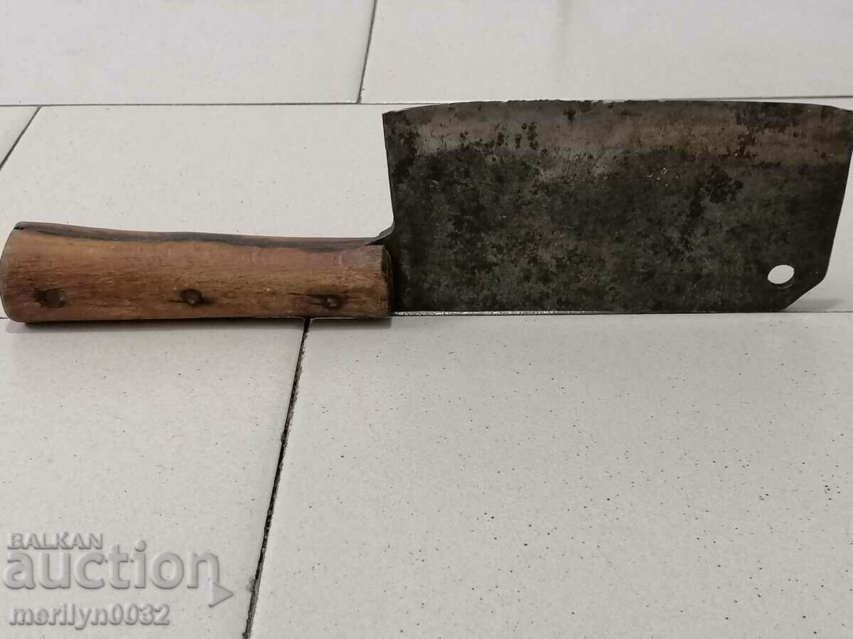 Delivery of Sutter, top, knife, wrought iron Delivery of Sutter, top, knife, wrought iron