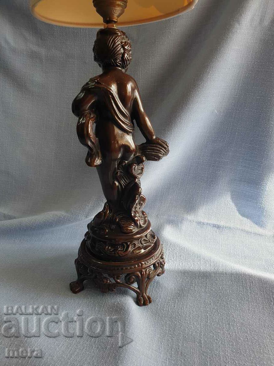 Auction An old desk lamp Auction An old desk lamp