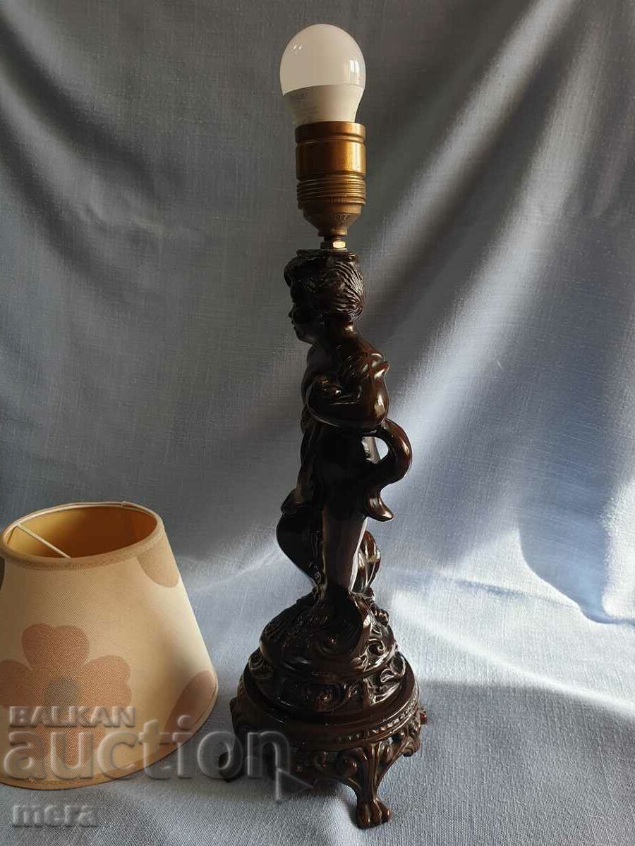 Delivery of An old desk lamp Delivery of An old desk lamp