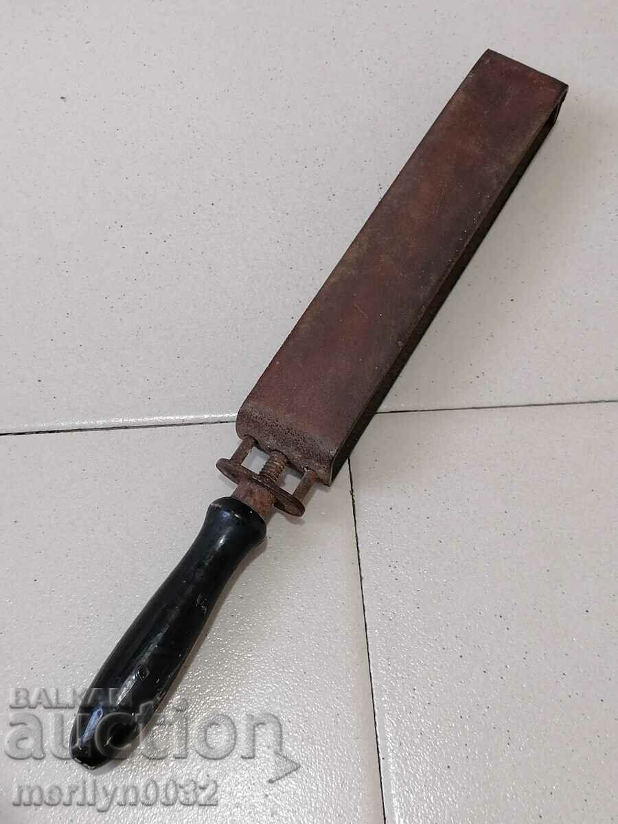 Αντίκες ξύστρα ξυραφιού, λουρί, ξυράφι - 5 Αντίκες ξύστρα ξυραφιού, λουρί, ξυράφι - 5