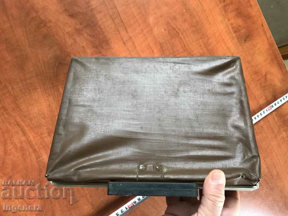 MEDICINE BOX CAR MEDICINE SUITCASE FROM SOCA - 7 MEDICINE BOX CAR MEDICINE SUITCASE FROM SOCA - 7