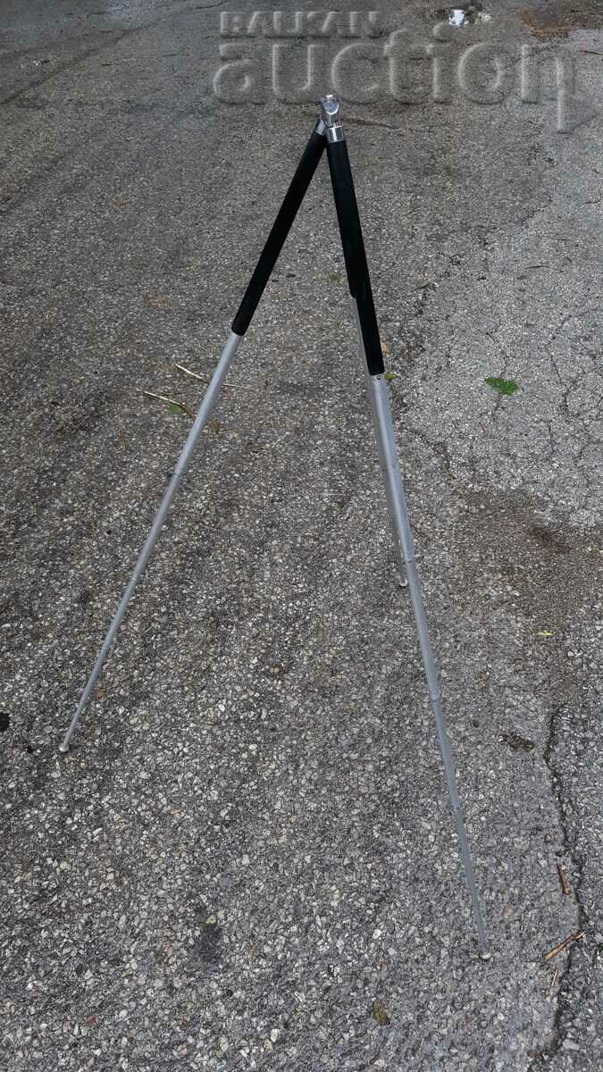 camera tripod tripod with price 41.00 BGN | € 20.96 camera tripod tripod with price 41.00 BGN | € 20.96