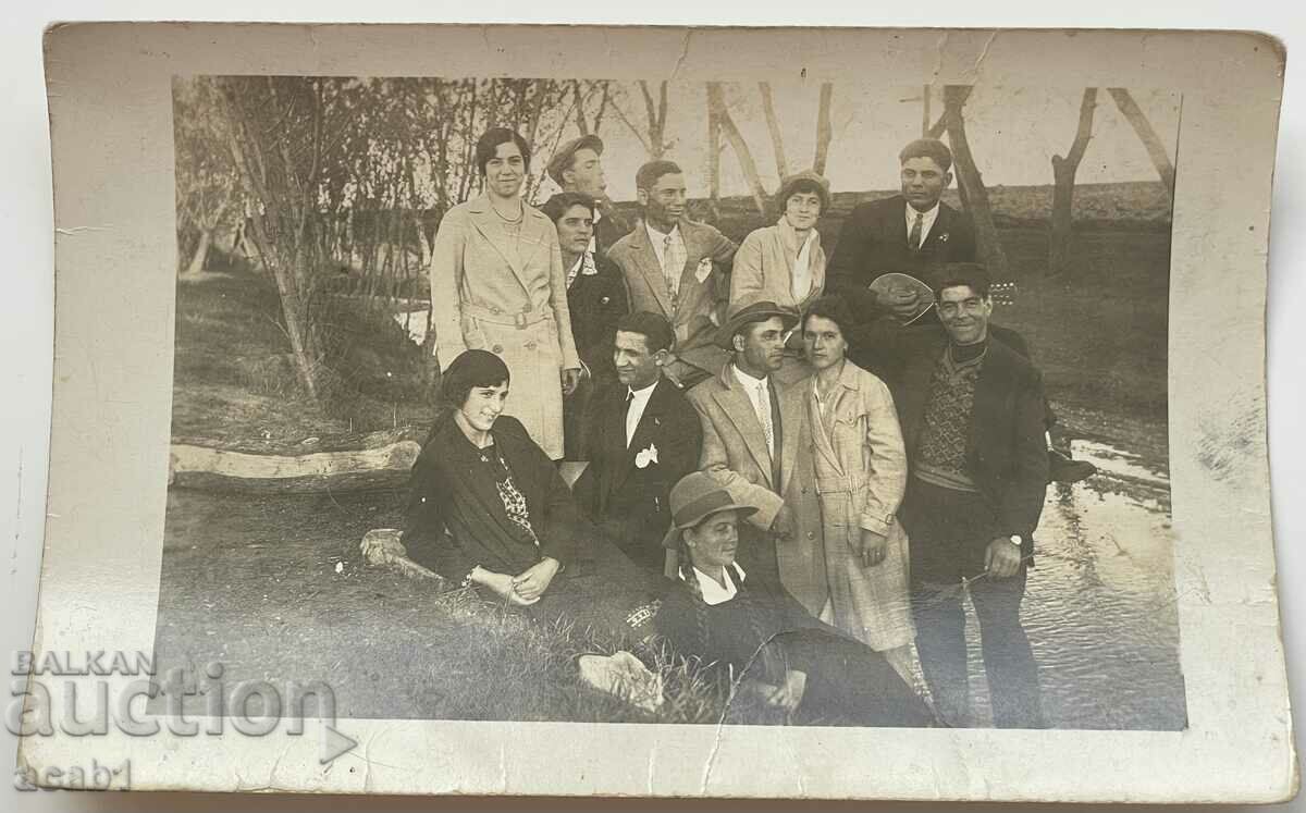 Auction  Village of Vrabnitsa along the river Group of Nadezhda