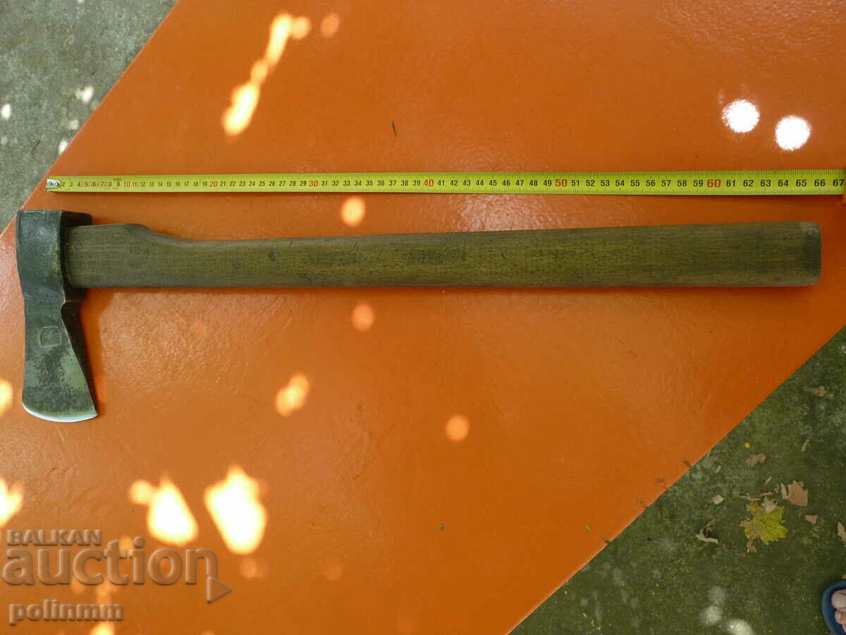 Delivery of Old GDR massive ax - 381 Delivery of Old GDR massive ax - 381