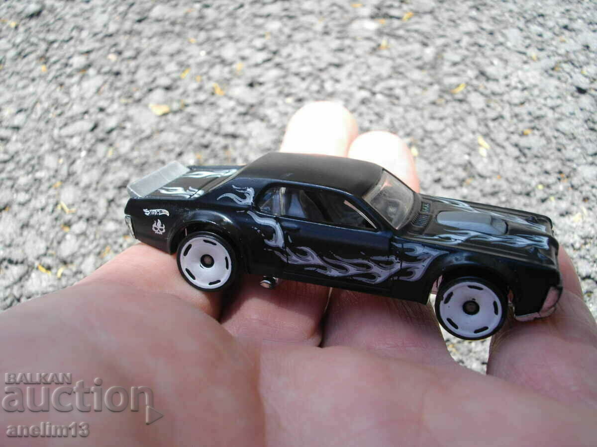 MERCURY COUGAR HOT WHEELS METAL TROLLEY - 6 MERCURY COUGAR HOT WHEELS METAL TROLLEY - 6