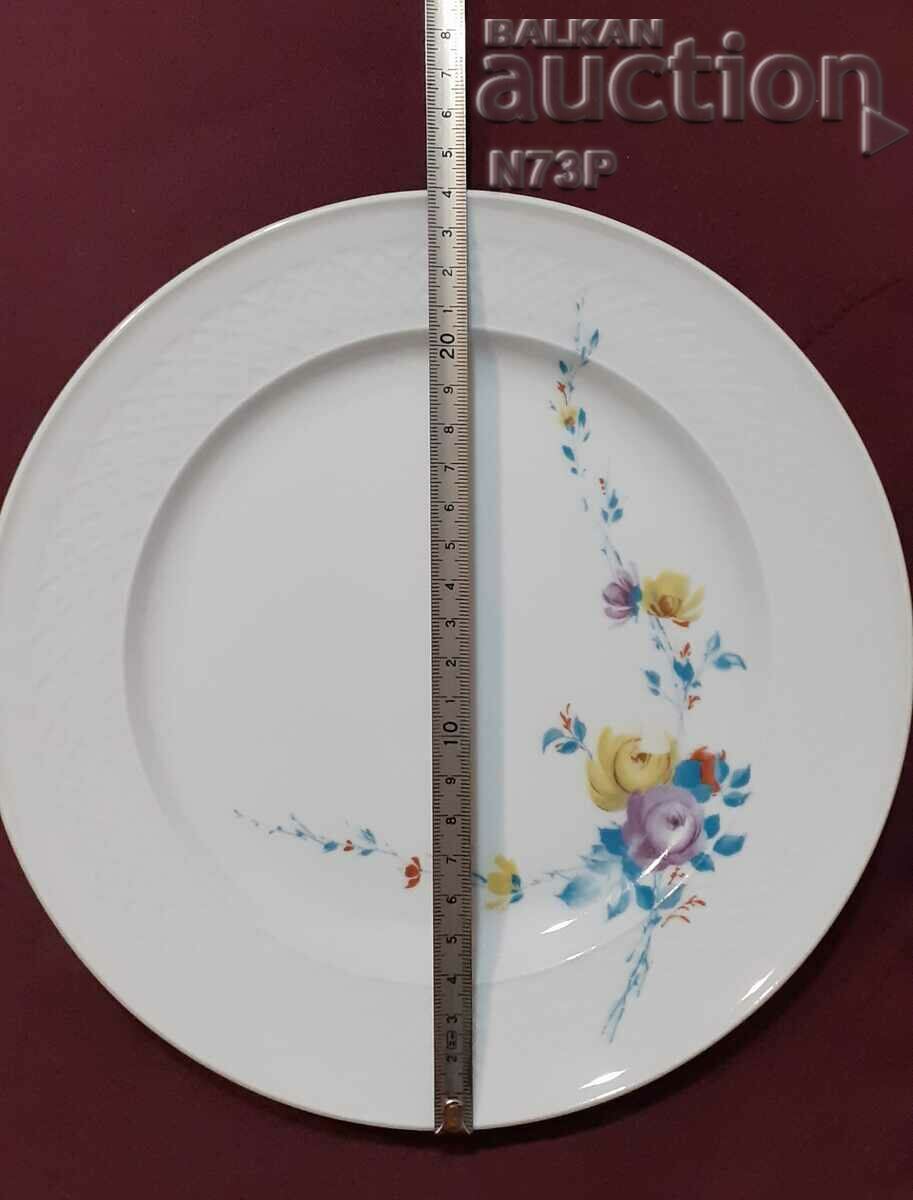 Auction PORCELAIN PLATE. COLLECTION. SELTMANN WEIDEN.BAVARIA.GERMANY Auction PORCELAIN PLATE. COLLECTION. SELTMANN WEIDEN.BAVARIA.GERMANY