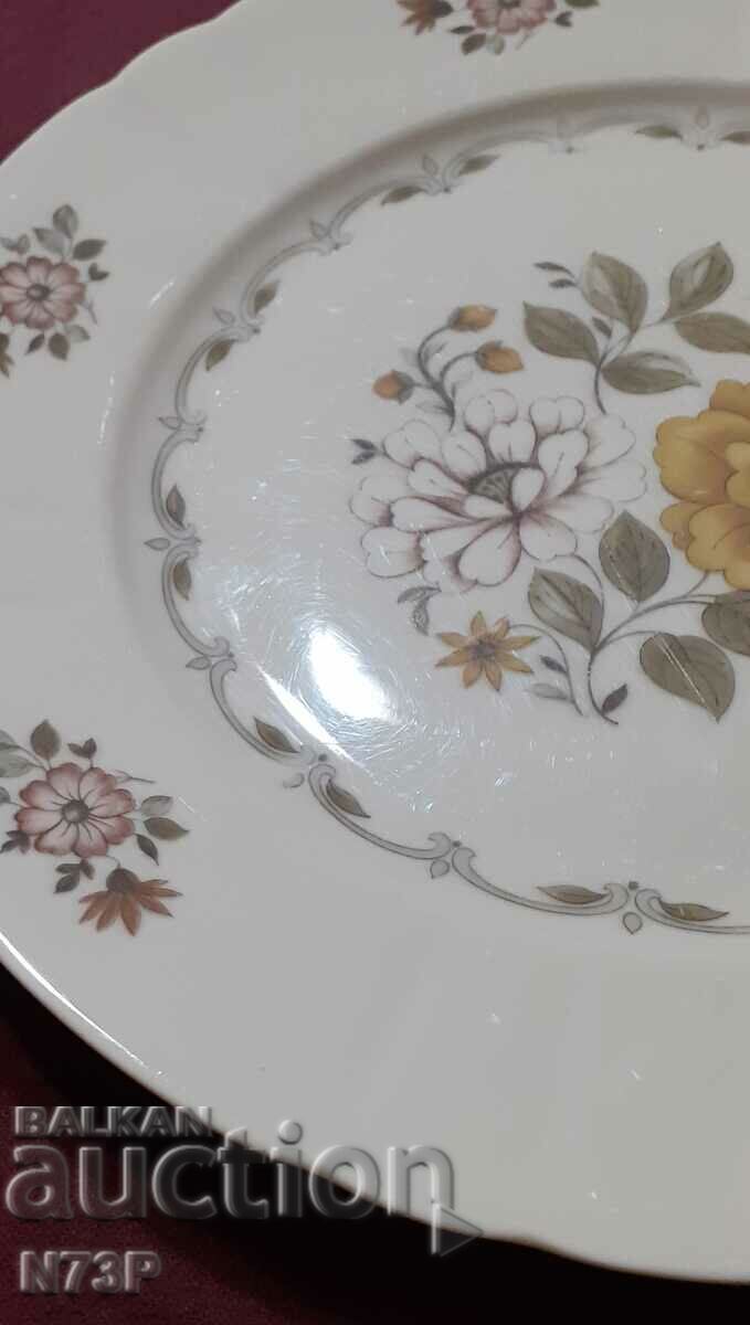 PORCELAIN PLATE. COLLECTION. MADE IN GERMANY. with price 17.00 BGN | € 8.69 PORCELAIN PLATE. COLLECTION. MADE IN GERMANY. with price 17.00 BGN | € 8.69