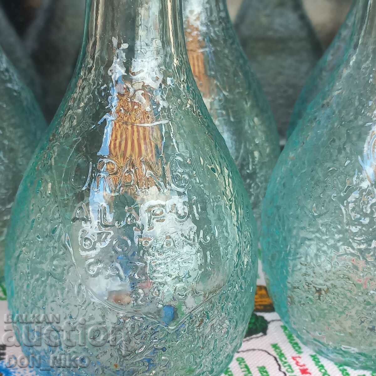 Винтидж стъклени бутилки Orangina с цена 50.00 лв. | € 25.56 Винтидж стъклени бутилки Orangina с цена 50.00 лв. | € 25.56