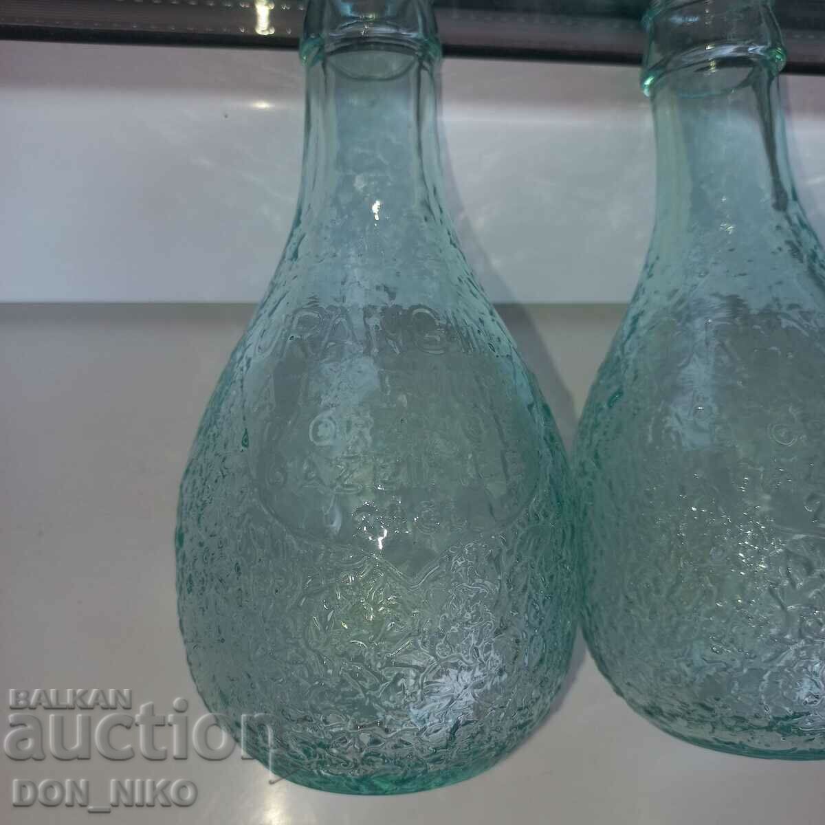 Аукцион Винтидж стъклени бутилки Orangina Аукцион Винтидж стъклени бутилки Orangina