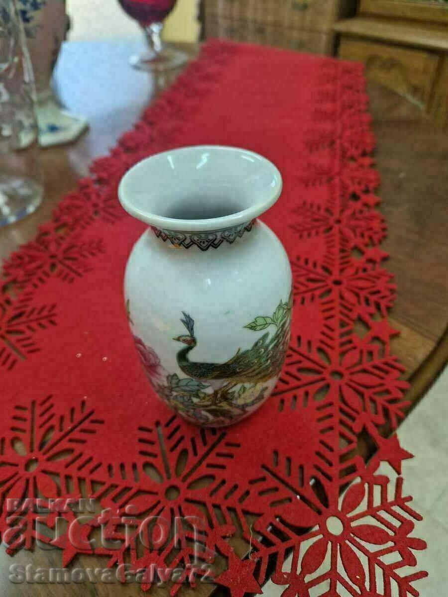 Unique Rare Antique Porcelain Chinese Vase - 6 Unique Rare Antique Porcelain Chinese Vase - 6