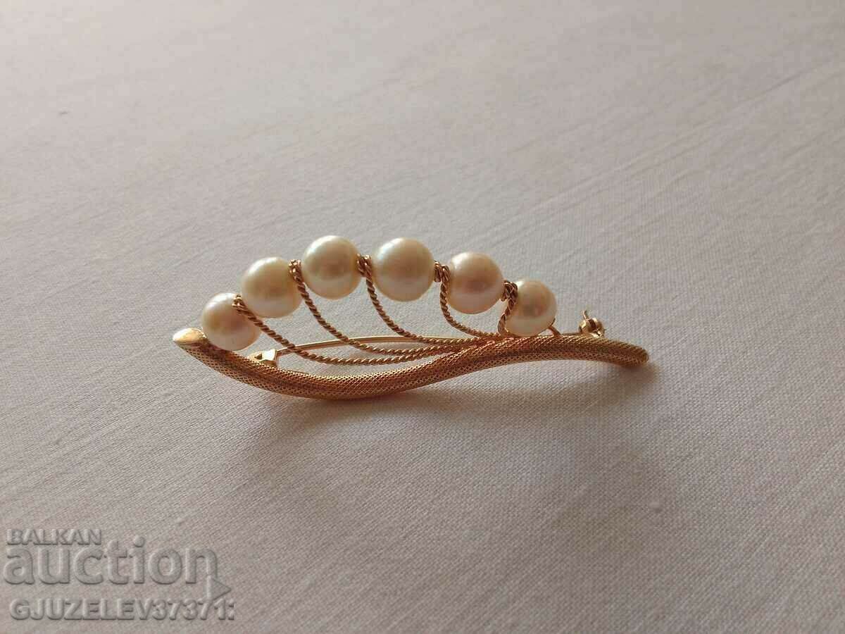 YELLOW GOLD PLATING PEARL BROOCH