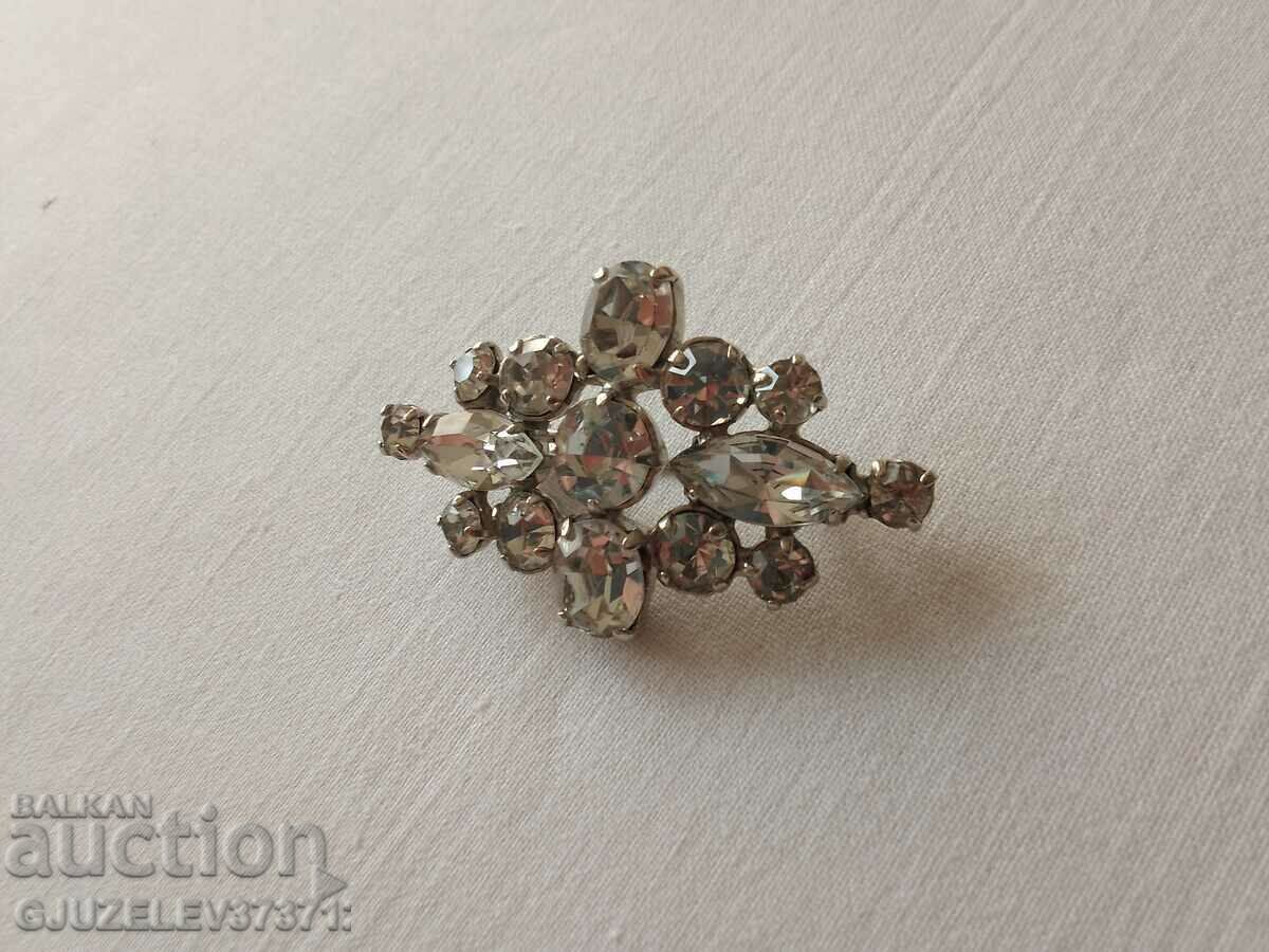 Παράδοση Vintage καρφίτσα με ζιργκόν Παράδοση Vintage καρφίτσα με ζιργκόν