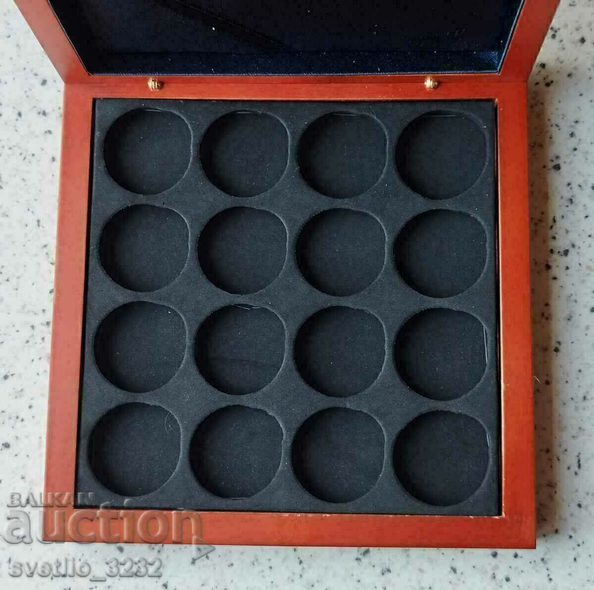 Coin box with price 42.00 BGN | € 21.47 Coin box with price 42.00 BGN | € 21.47