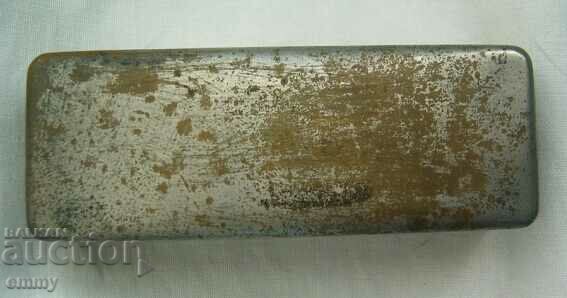 Παράδοση Παλιό μεταλλικό κουτί, τσέπη Παράδοση Παλιό μεταλλικό κουτί, τσέπη