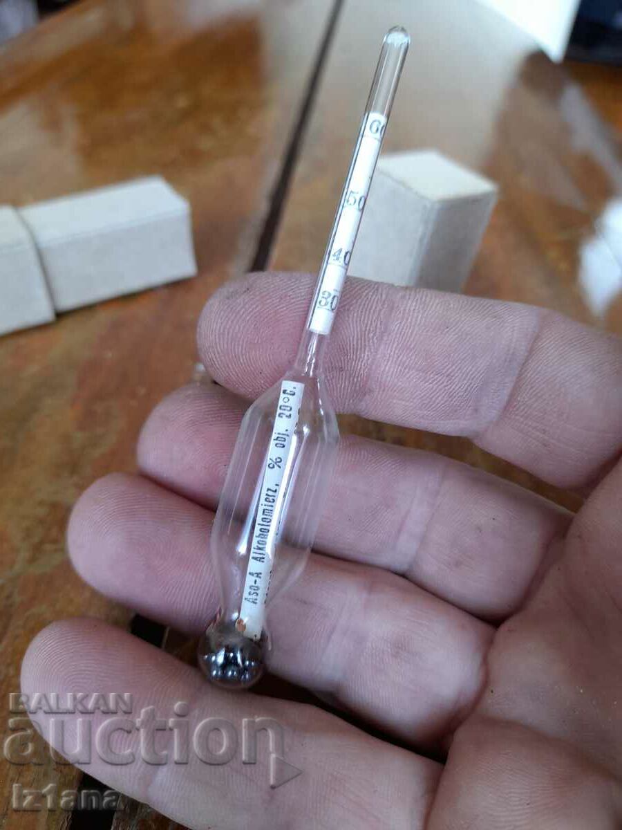 Delivery of Star Urinometer, Hydrometer Delivery of Star Urinometer, Hydrometer