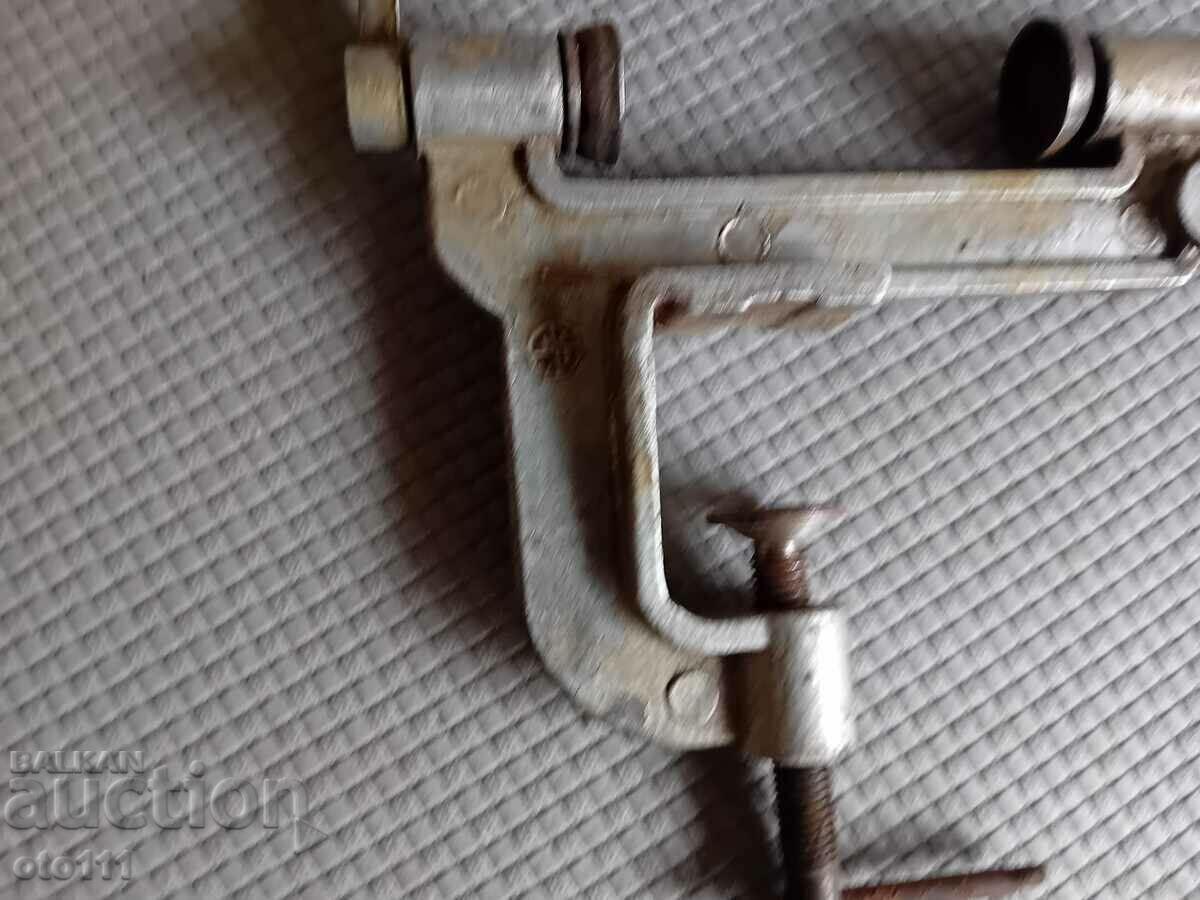 Auction MACHINE FOR CARTRIDGES Auction MACHINE FOR CARTRIDGES