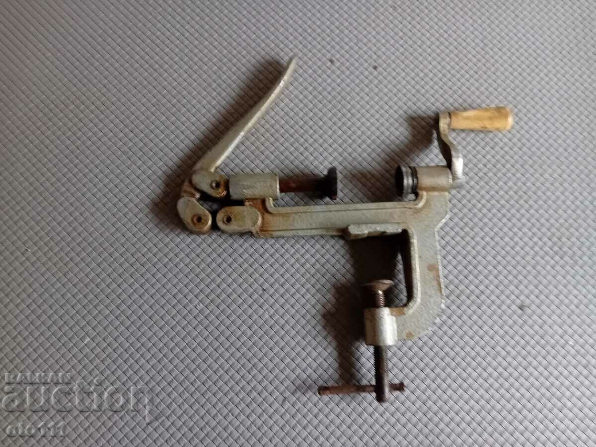 Delivery of MACHINE FOR CARTRIDGES Delivery of MACHINE FOR CARTRIDGES