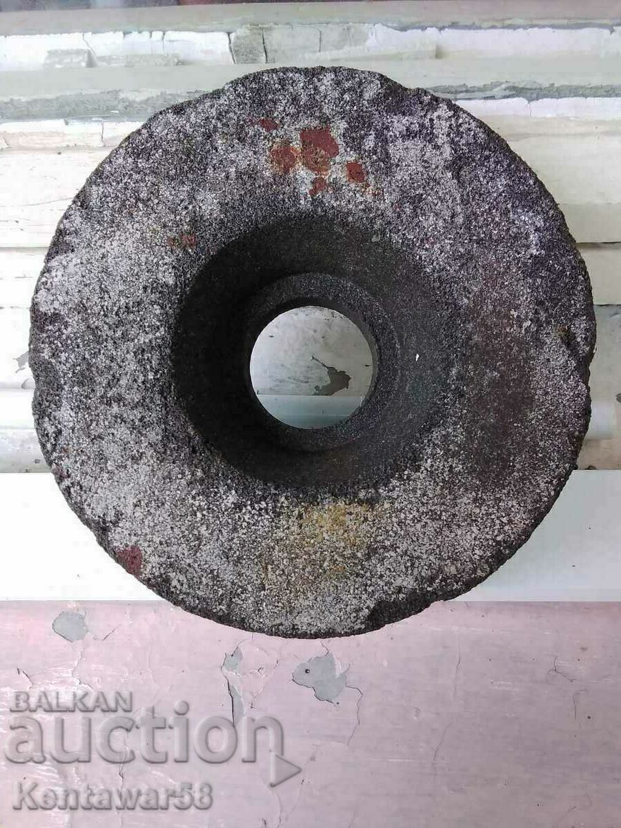 Λειαντικός δίσκος 150 mm. με τιμή € 6.00 | 11.73 BGN