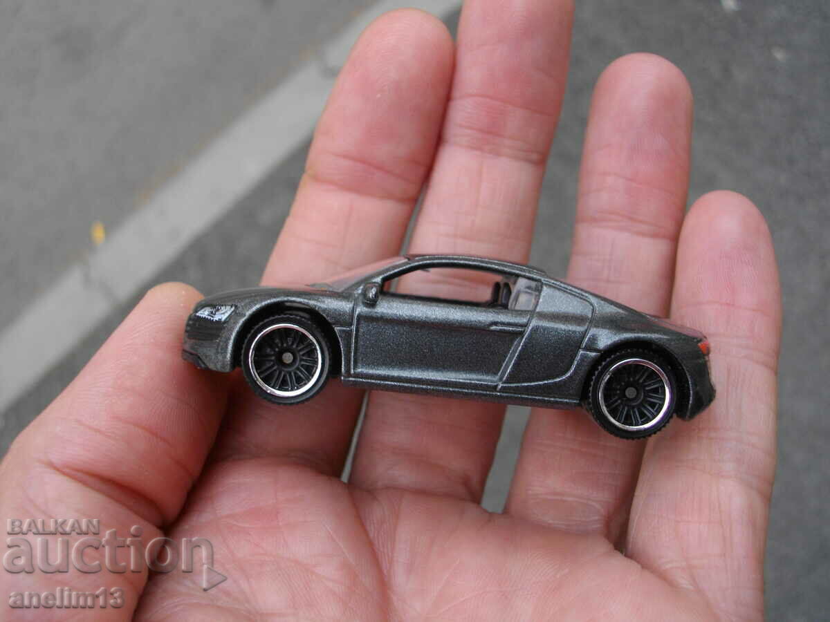 Auction  MATCHBOX THAILAND AUDI R8 MATCHBOX