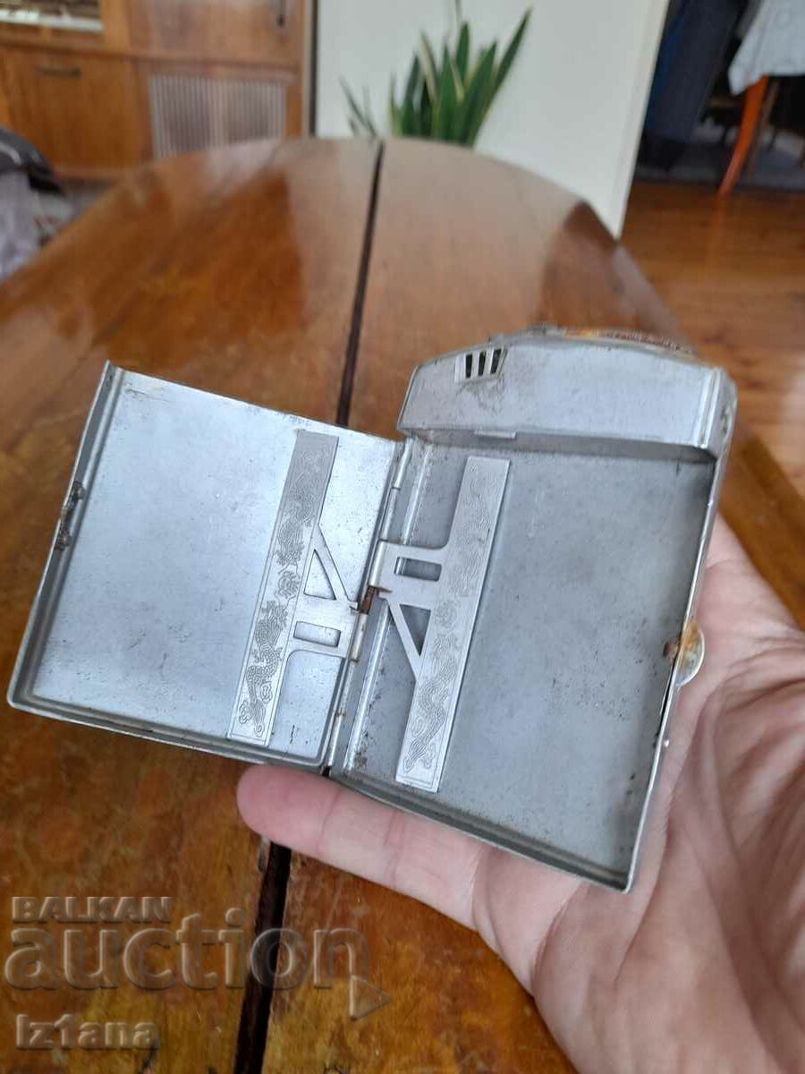 Delivery of Old cigarette case Delivery of Old cigarette case