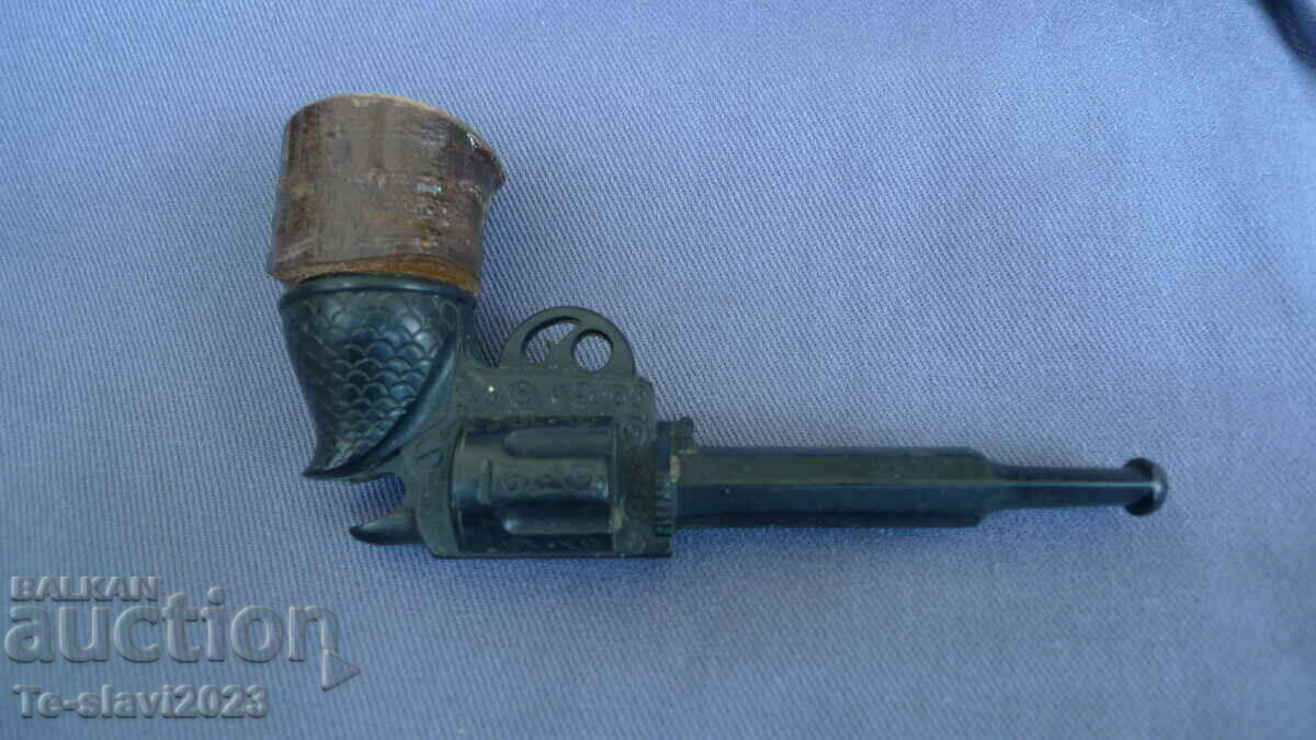 Стара лула - форма на револвер