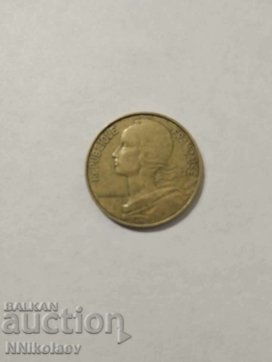 Delivery of France 20 centimes 1972 Delivery of France 20 centimes 1972