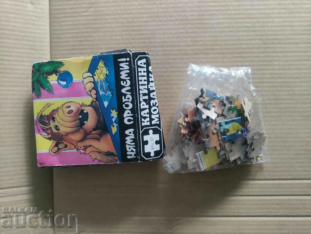 Alf puzzle cu preț 30.00 BGN | € 15.34 Alf puzzle cu preț 30.00 BGN | € 15.34