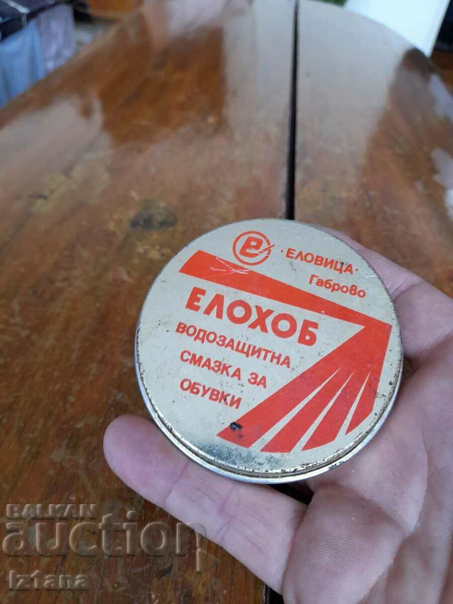 Lac vechi pentru pantofi Elohob cu preț 11.00 BGN | € 5.62 Lac vechi pentru pantofi Elohob cu preț 11.00 BGN | € 5.62