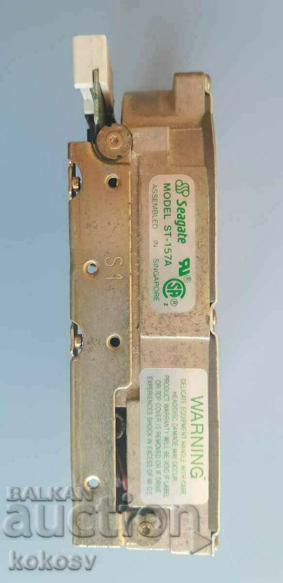 Retro hard disk HDD ST-157A 44MB IDE 3.5" - 6 Retro hard disk HDD ST-157A 44MB IDE 3.5" - 6