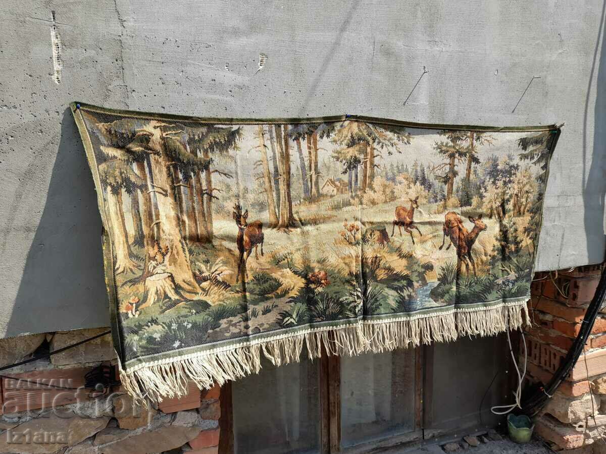 Auction Antique carpet, wall covering Auction Antique carpet, wall covering