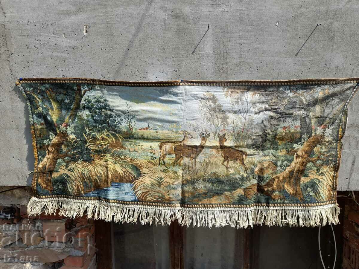 Antique carpet, wall covering with price 90.00 BGN | € 46.02 Antique carpet, wall covering with price 90.00 BGN | € 46.02