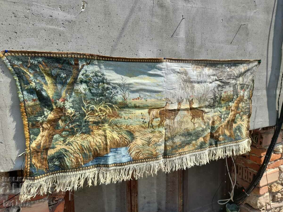 Auction Antique carpet, wall covering Auction Antique carpet, wall covering