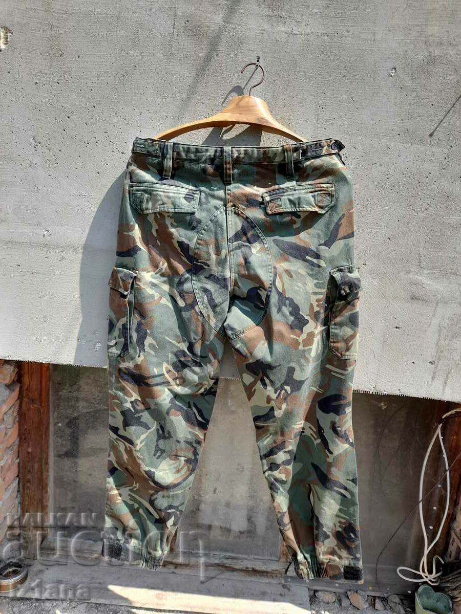 Delivery of Old camouflage pants, camouflage Delivery of Old camouflage pants, camouflage